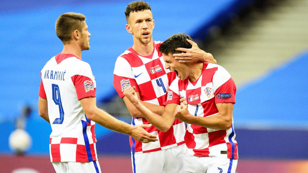 里昂内部会议纪要流出——集结日伤情更新；德甲使命明确；训练强度明显提升 -华体会全站