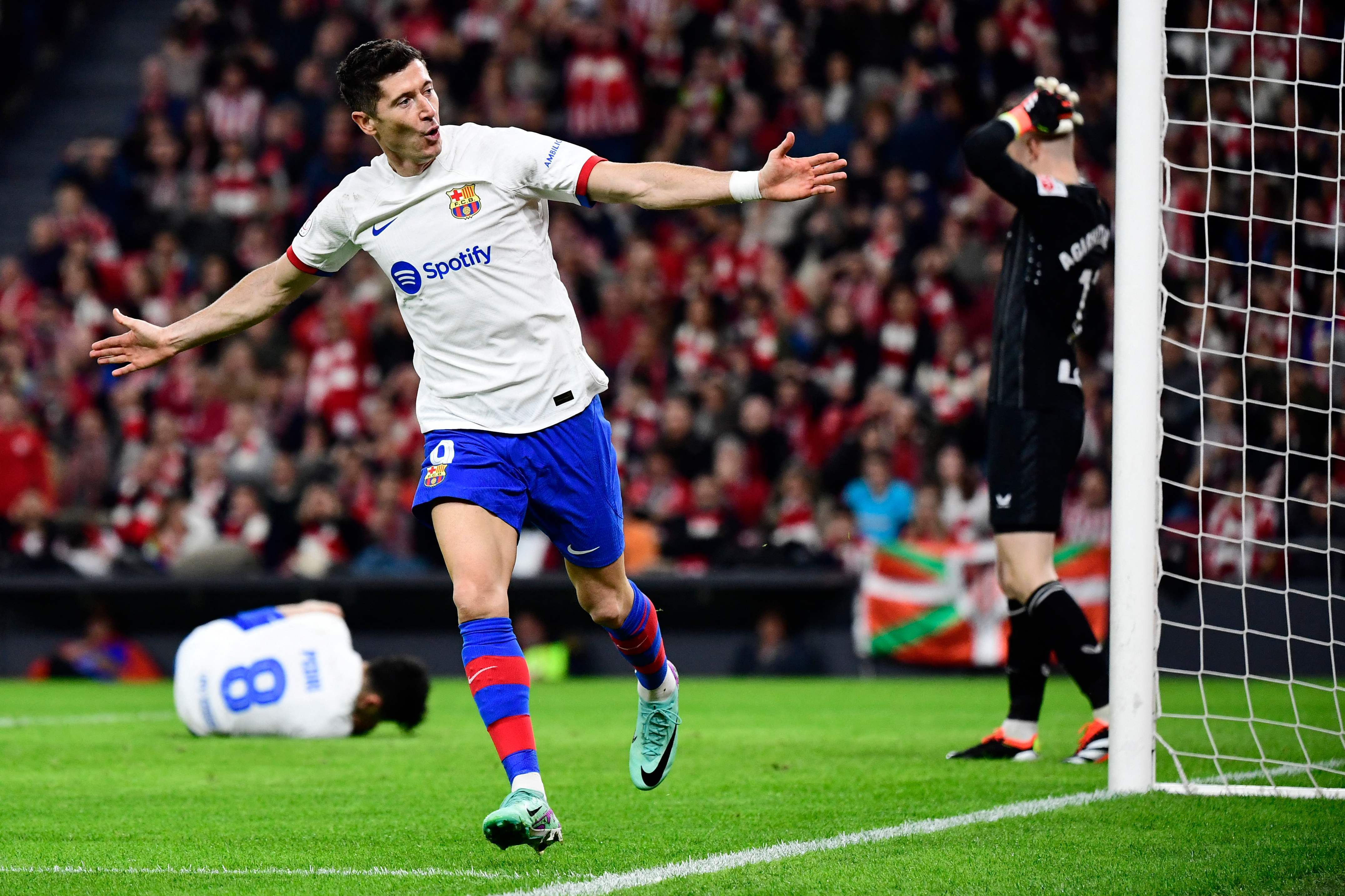 这也行？毕尔巴鄂竞技队长鼓劲山东男篮更衣室发声备战国王杯，关键时刻里尔刷新队史纪录(毕尔巴鄂竞技为什么只用巴斯克球员)-华体会体育